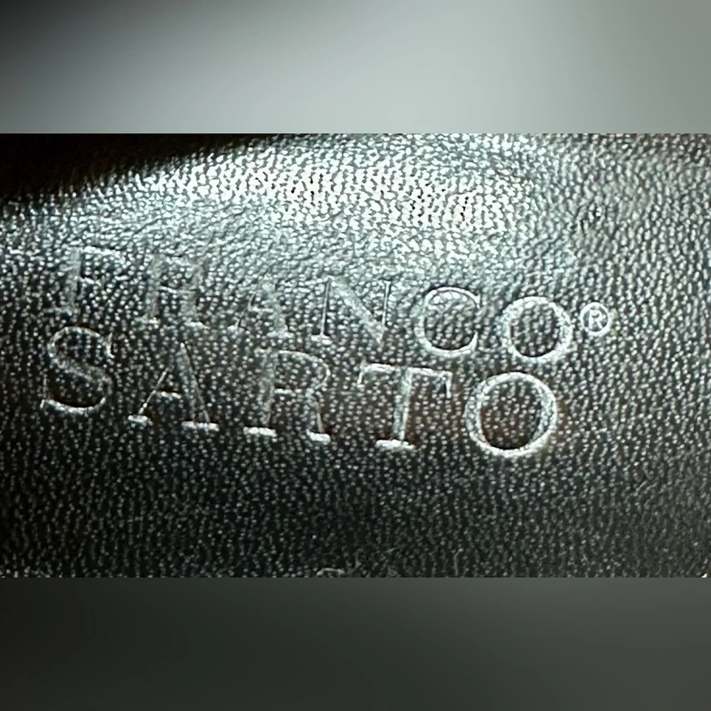 Franco Sarto- Women’s Black Leather Peace & Love Chain Loafers (7.5) - Picture 12 of 14